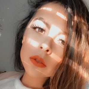 Meet your Posher, Roxanne